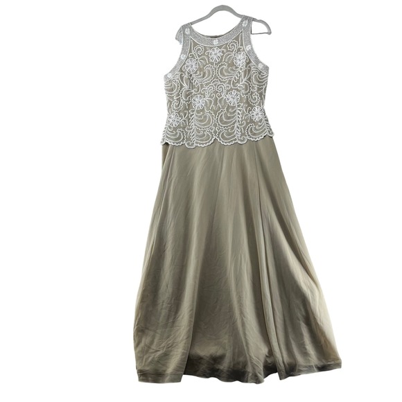 J Kara New York Maxi Dress Formal Evening Gown Beaded Mother Sleeveless  Size 10